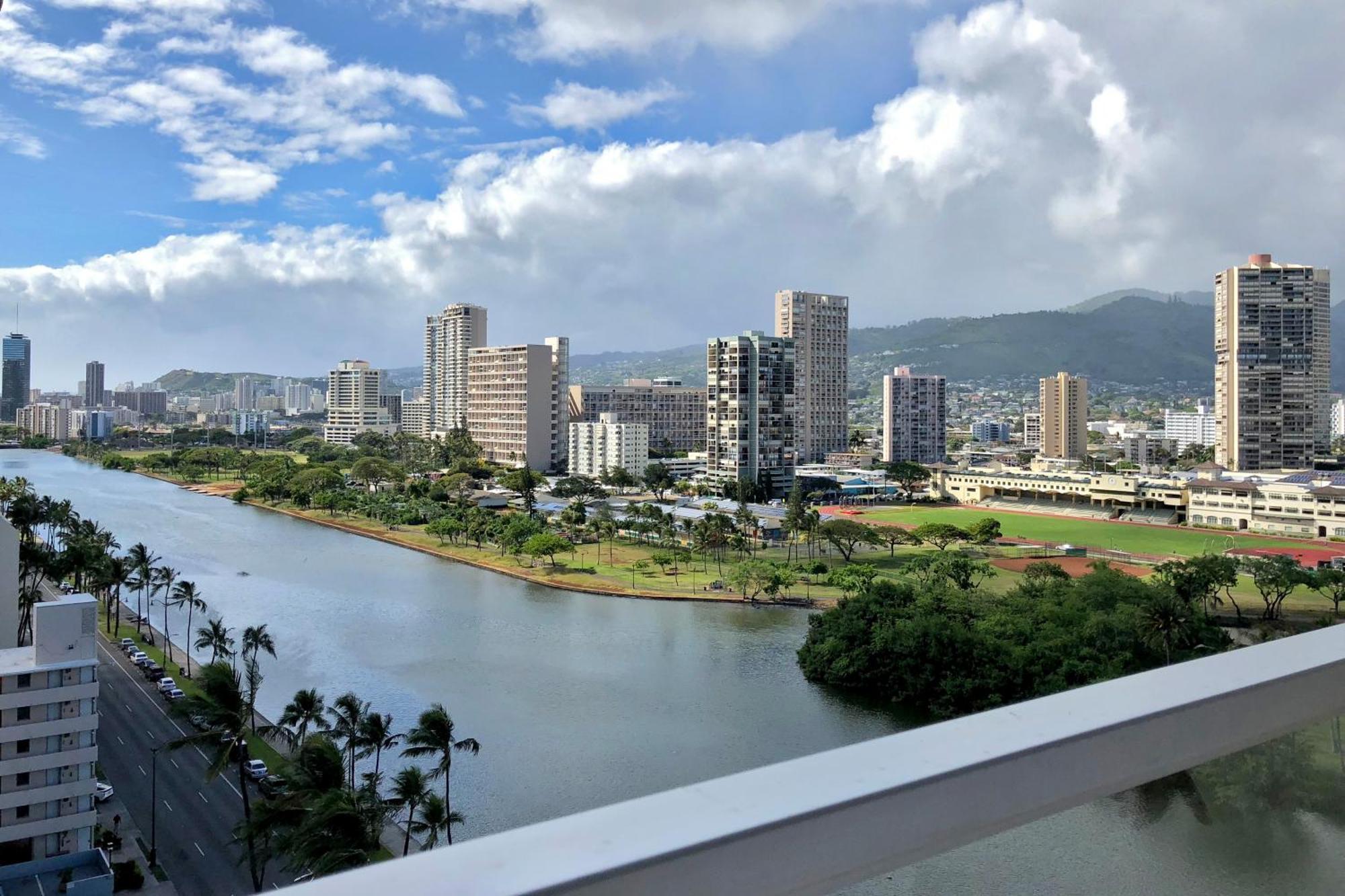 Island Colony Suites Honolulu Bilik gambar