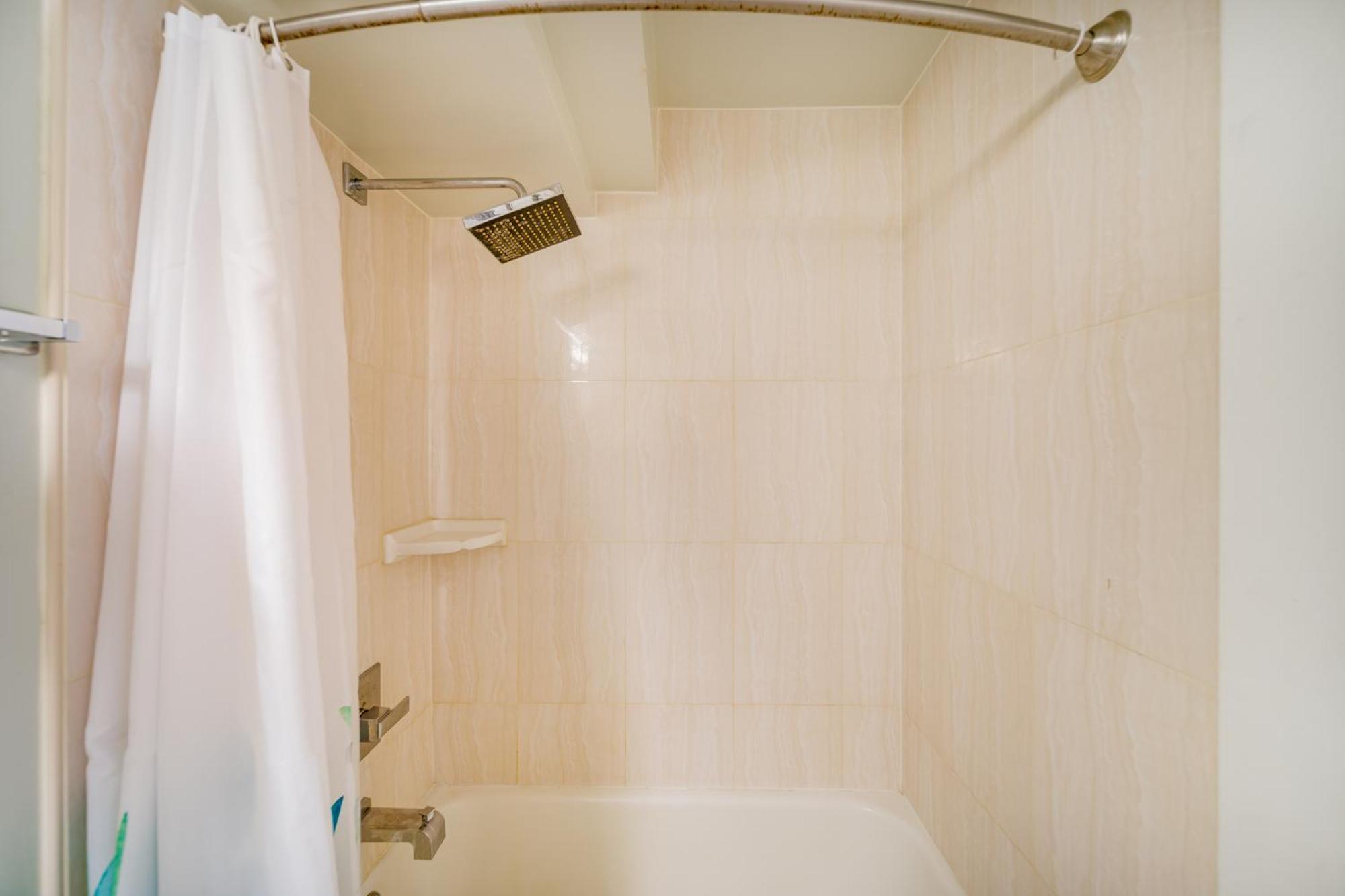 Island Colony Suites Honolulu Bilik gambar