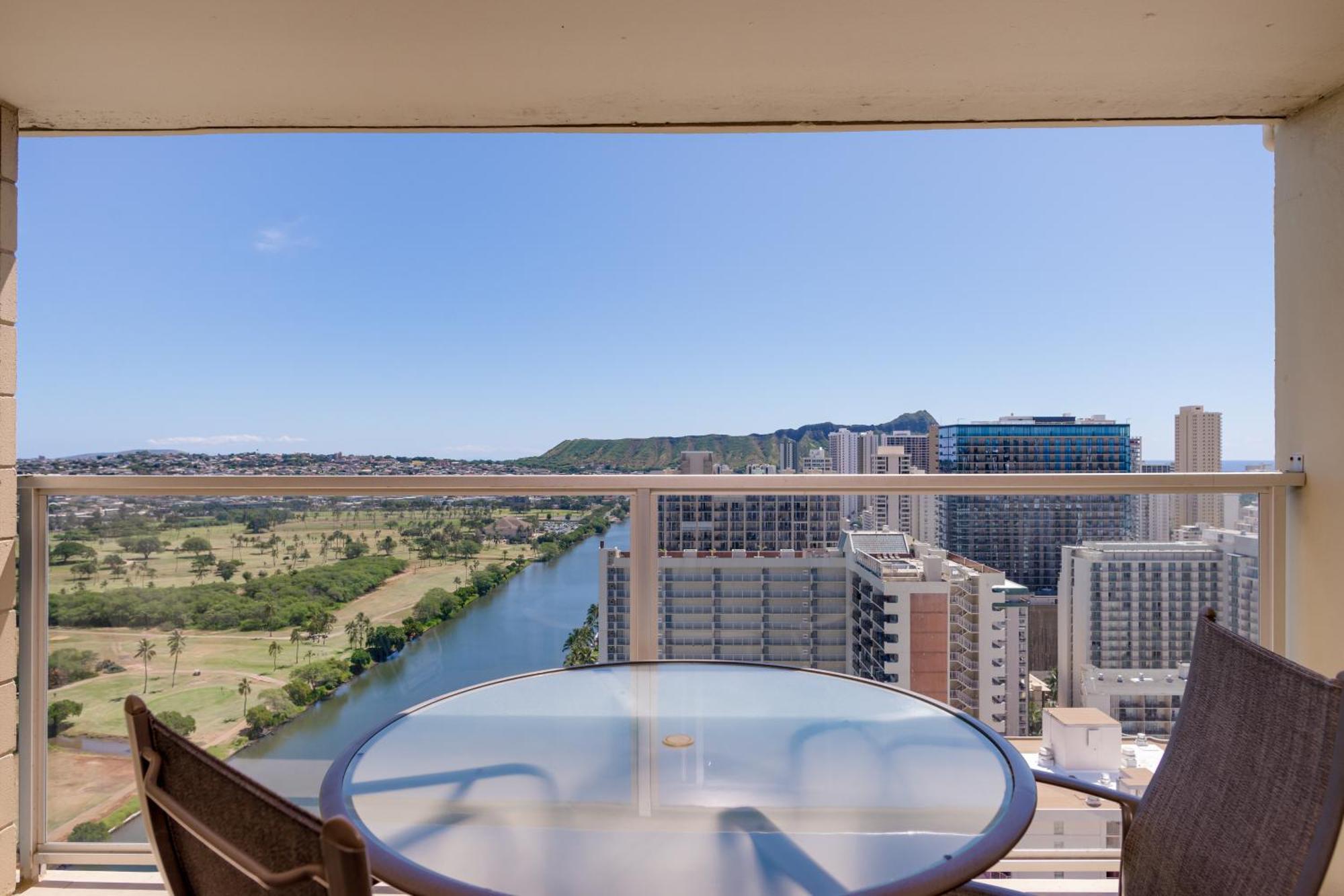 Island Colony Suites Honolulu Bilik gambar